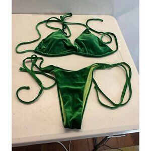 Berlook‎ Women's Green triangle velvet Textured Bikini Size S Beach bodybuilding